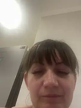Butterfly8385 online show from 05-24-26, 10:31
