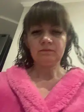 Butterfly8385 online show from 05-17-26, 06:41