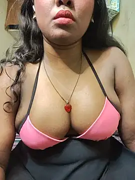 Snapshot of Lovely_Payal chatting on 05-09-26, 11:19 Lovely Payal online show from 05-09-26, 11:19