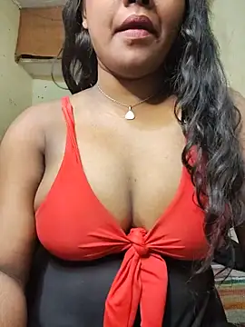 Snapshot of Lovely_Payal chatting on 05-08-26, 06:34 Lovely Payal online show from 05-08-26, 06:34