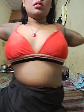 Snapshot of Lovely_Payal chatting on 05-14-26, 04:04 Lovely Payal online show from 05-14-26, 04:04
