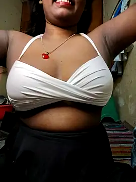 Snapshot of Lovely_Payal chatting on 04-22-26, 10:22 Lovely Payal online show from 04-22-26, 10:22