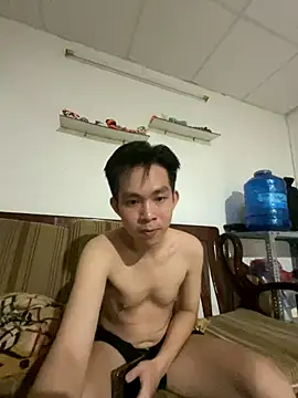 Snapshot of azn_typhoon00 chatting on 10-25-25, 05:46 azn typhoon00 online show from 10-25-25, 05:46