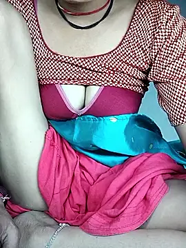 Snapshot of Cute_Dolly89 chatting on 10-18-25, 10:23 Cute Dolly89 online show from 10-18-25, 10:23