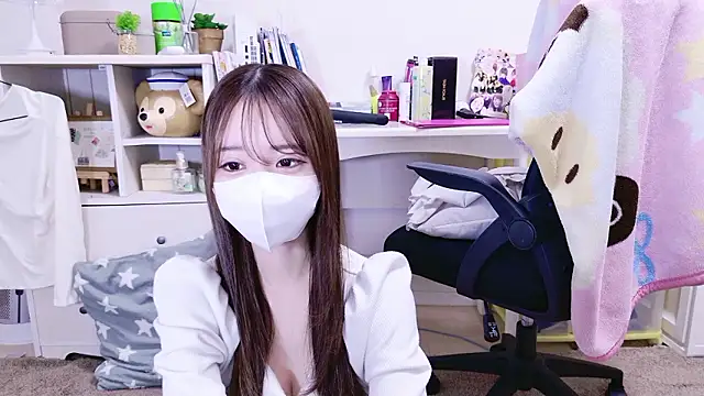 Hinahina 0111 online show from 10-15-25, 10:56