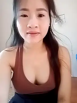 Snapshot of tuongvycute chatting on 10-19-25, 01:52 tuongvycute online show from 10-19-25, 01:52