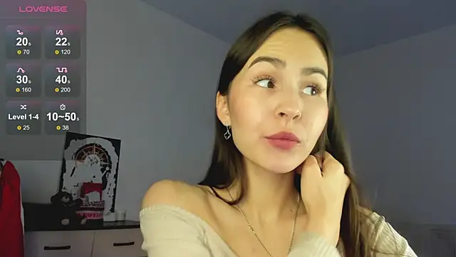 LionKierra online show from 11-25-25, 04:02