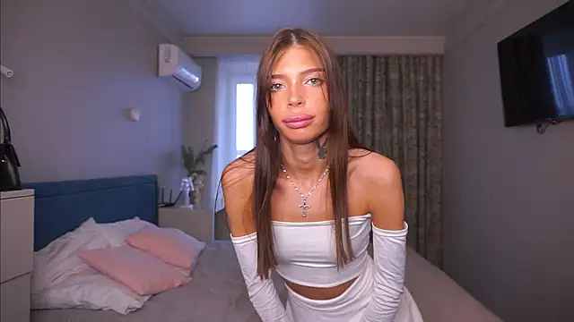 LoisKeedah online show from 11-23-25, 07:18