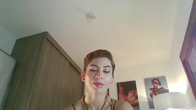 Alice Barry online show from 12-23-25, 12:11