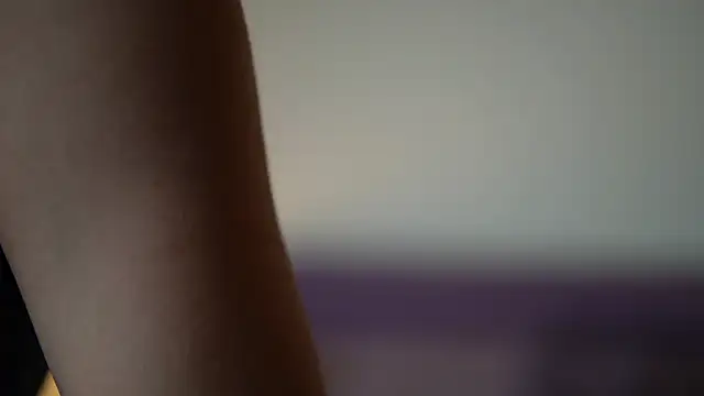 JoelleApril online show from 05-12-26, 08:04
