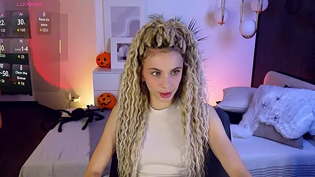 mia silkk online show from 10-31-25, 06:21