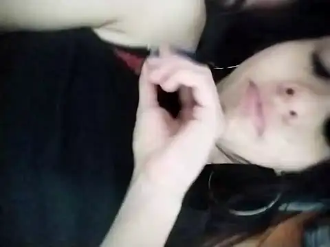 Snapshot of Miha_sophia chatting on 10-15-25, 04:48 Miha sophia online show from 10-15-25, 04:48