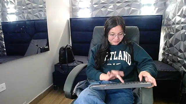  kita online show from 11-25-25, 11:54