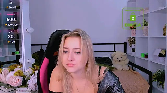 Lulu   Moon online show from 11-16-25, 06:40