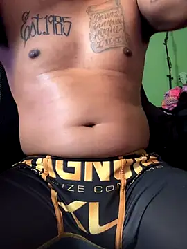MrDLlongcrippler10inch online show from 10-30-25, 07:39