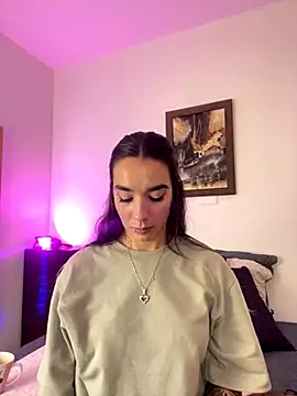 Snapshot of _Emily_Sands_ chatting on 10-27-25, 11:27  Emily Sands  online show from 10-27-25, 11:27