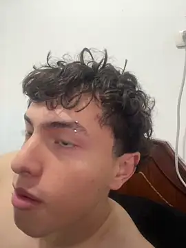 AlessiaLuxx online show from 02-21-26, 01:07