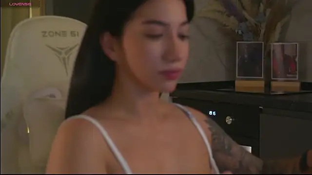 LeoBamble online show from 11-16-25, 04:12