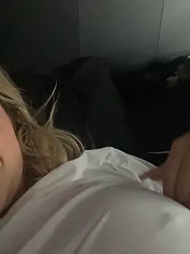 Loredanaa a online show from 11-21-25, 09:30