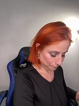 Adeline 1 online show from 10-26-25, 09:04