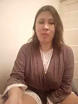 Ambika beauty online show from 02-16-26, 03:05