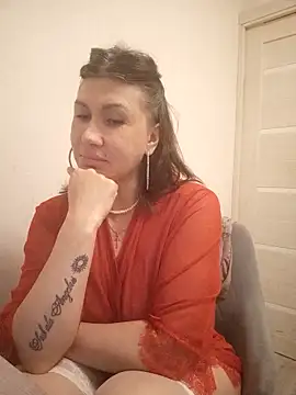 Ambika beauty online show from 02-25-26, 04:51