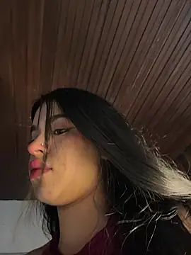 LunaMoore Pink online show from 07-17-26, 12:13