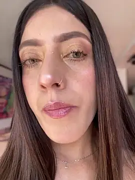 ElectraPink  online show from 02-10-26, 01:32