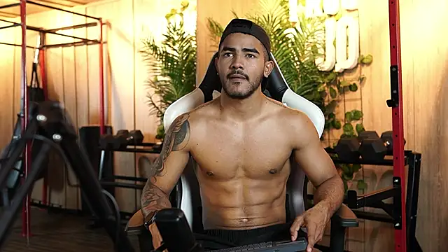 Reik Vonn online show from 01-10-26, 03:40