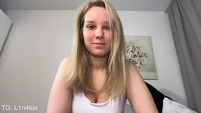 AIicaparkerc online show from 02-28-26, 03:11