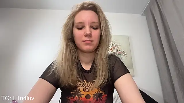 AIicaparkerc online show from 02-24-26, 12:22