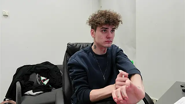 Nick Phillip online show from 11-22-25, 02:16