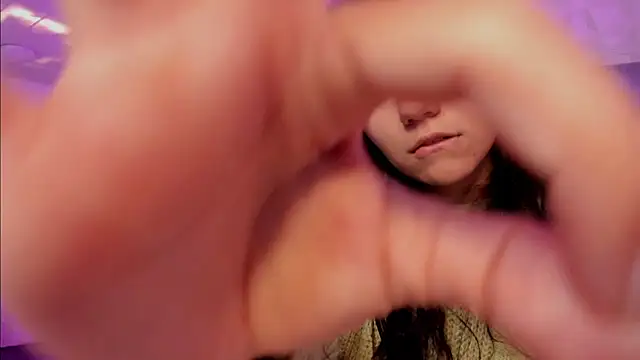 HollyPeach online show from 04-07-26, 07:26