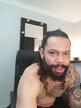 AlukardBig online show from 11-08-25, 01:14