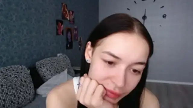 Daphne Darkthorn online show from 11-05-25, 12:30