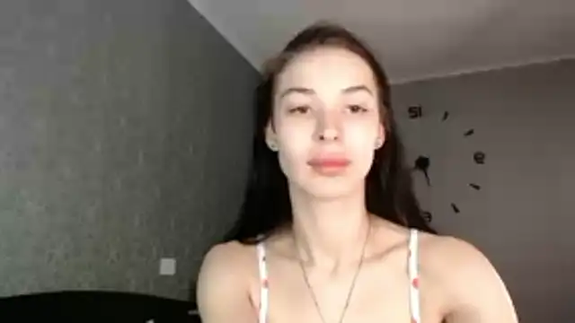 Daphne Darkthorn online show from 12-18-25, 05:17