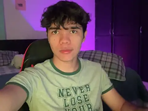 Im Camii online show from 06-18-26, 04:34