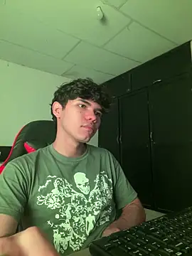 Im Camii online show from 12-18-25, 10:13