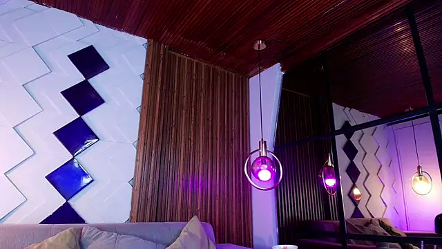 CinnamonHeat online show from 01-14-26, 11:14