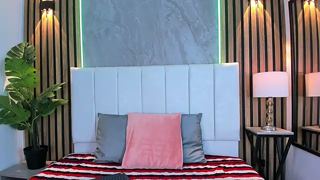 Sassha ferrer online show from 02-13-26, 11:21