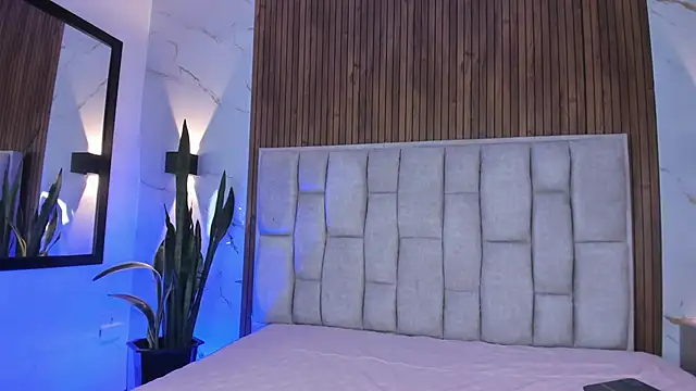 Sassha ferrer online show from 02-25-26, 11:10