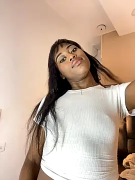 SofiRuiz  online show from 10-25-25, 02:55