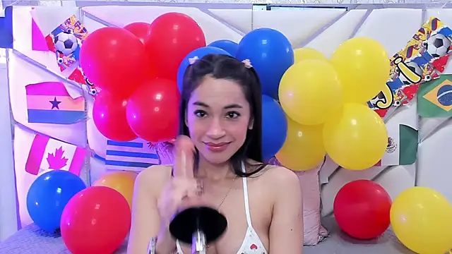 Snapshot of GabbiePrice chatting on 06-27-26, 12:22 GabbiePrice online show from 06-27-26, 12:22