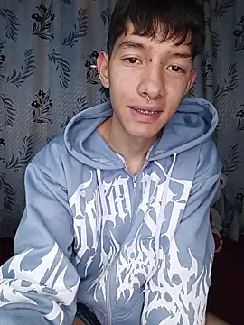 heyy noah11 online show from 11-19-25, 01:49