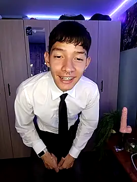 heyy noah11 online show from 11-02-25, 02:49