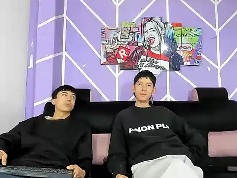 heyy noah11 online show from 05-26-26, 01:20