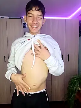 heyy noah11 online show from 11-04-25, 10:35