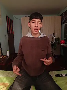 heyy noah11 online show from 11-10-25, 08:14