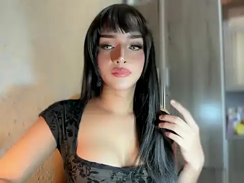 TinyTemptress online show from 12-19-25, 05:15