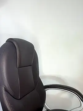 Snapshot of _Isabella_1 chatting on 11-27-25, 02:34 Isabella 1 online show from 11-27-25, 02:34